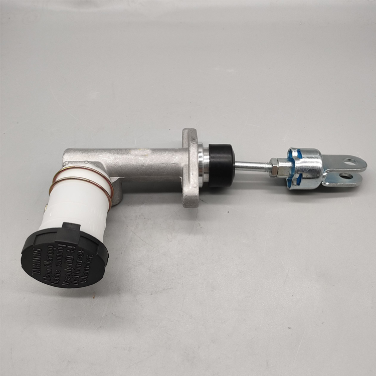 MB555138 B02M138  MBO12300SPA PS1116 MB012098 MR132298 Auto Parts  Clutch Master Cylinder for Mitsubishi L200 KA4T